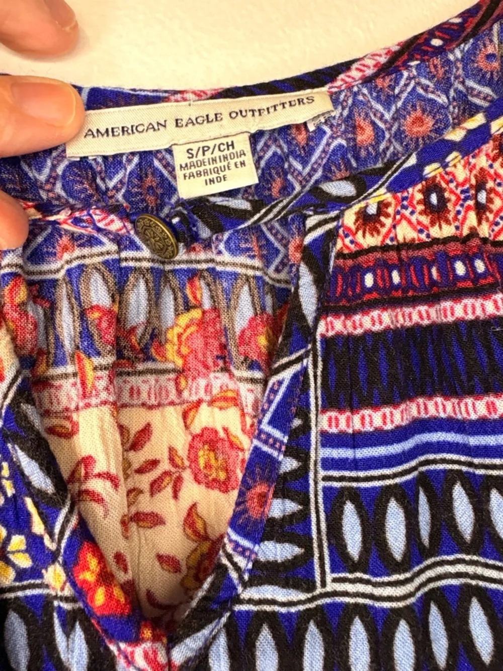 American Eagle Boho Patchwork Floral Cold Shoulder Mini Dress Blue Red Small - Picture 2 of 4